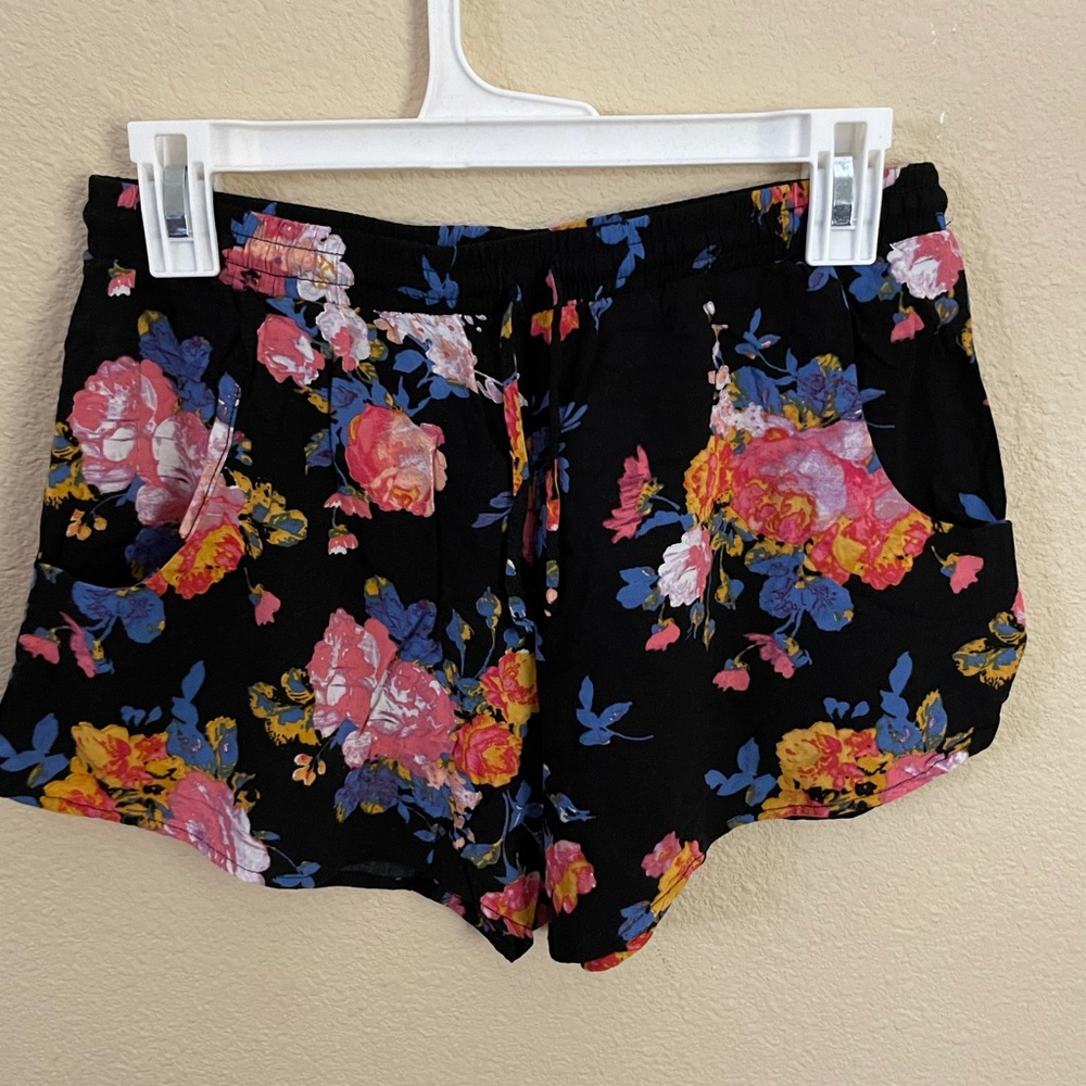 Flower Fabric shorts